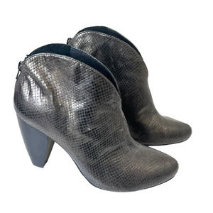 Born Woodlyn Heeled Booties Sz 8.5 Women’s Metallic Leather Zip Dark Gold